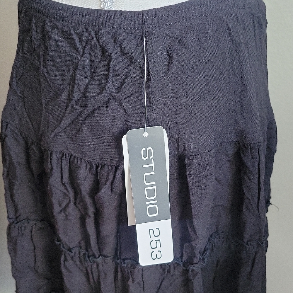 Studio 253 Chic Ruffled Black Women's Rayon Skirt